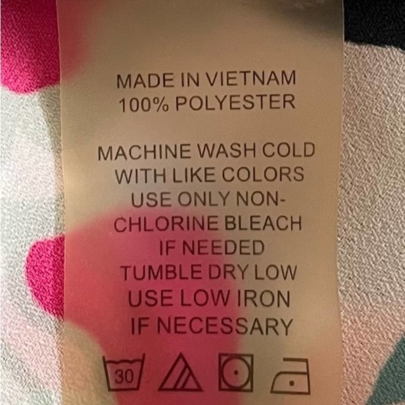 Vince Camuto Orange Pink Blue V-Neck Sleeveless Top. Size 3XL. - Picture 11 of 11